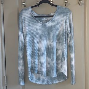 Tie-dye sky blue long sleeved shirt